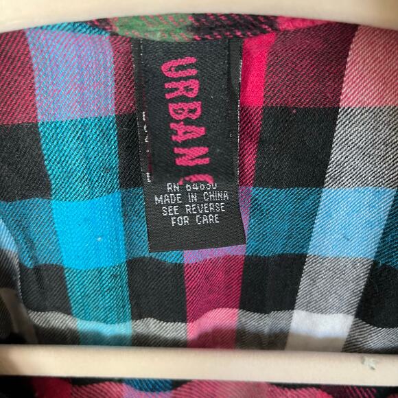 Urban groove plaid snap front long sleeve shirt with front pocket size M - Picture 2 of 6